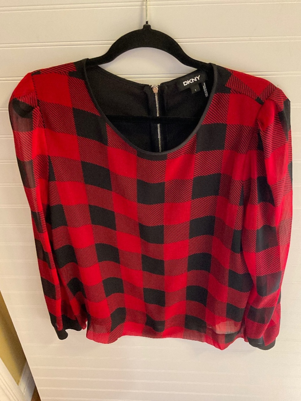 DKNY Red & Black Buffalo Plaid Peplum Long Sleeve Blouse. Size: L. Pre Owned
